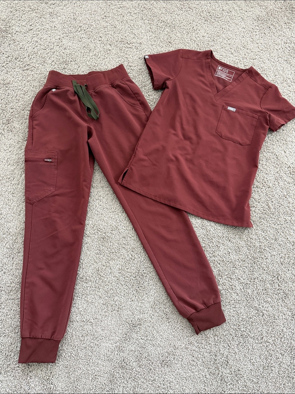 FIGS Technical Collection Women’s Scrubs 🩺✨